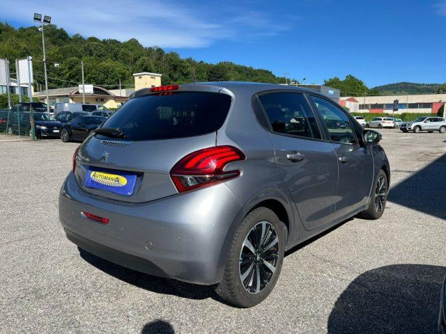 PEUGEOT 208 1° serie PureTech 82 Stop&Start 5 porte Signature