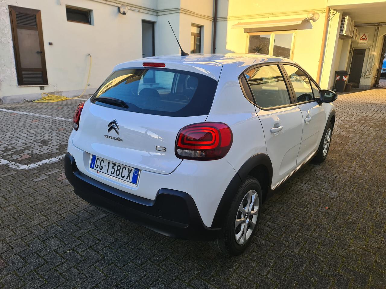 Citroen C3 BlueHDi 100 S&S Feel - km certif.