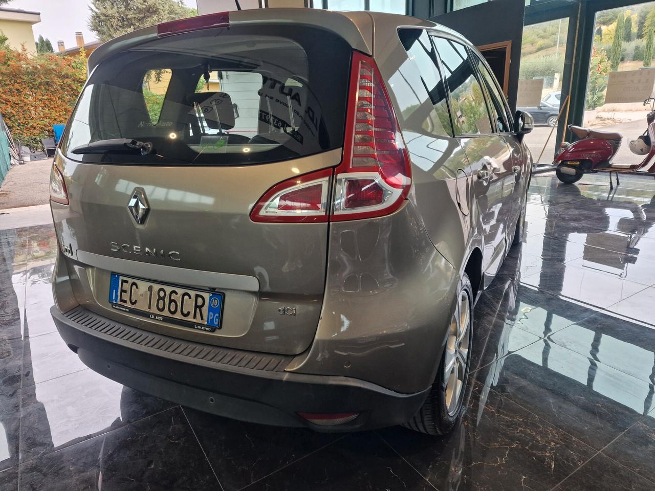 Renault Scenic Scénic X-Mod 1.5 dCi 110CV Luxe