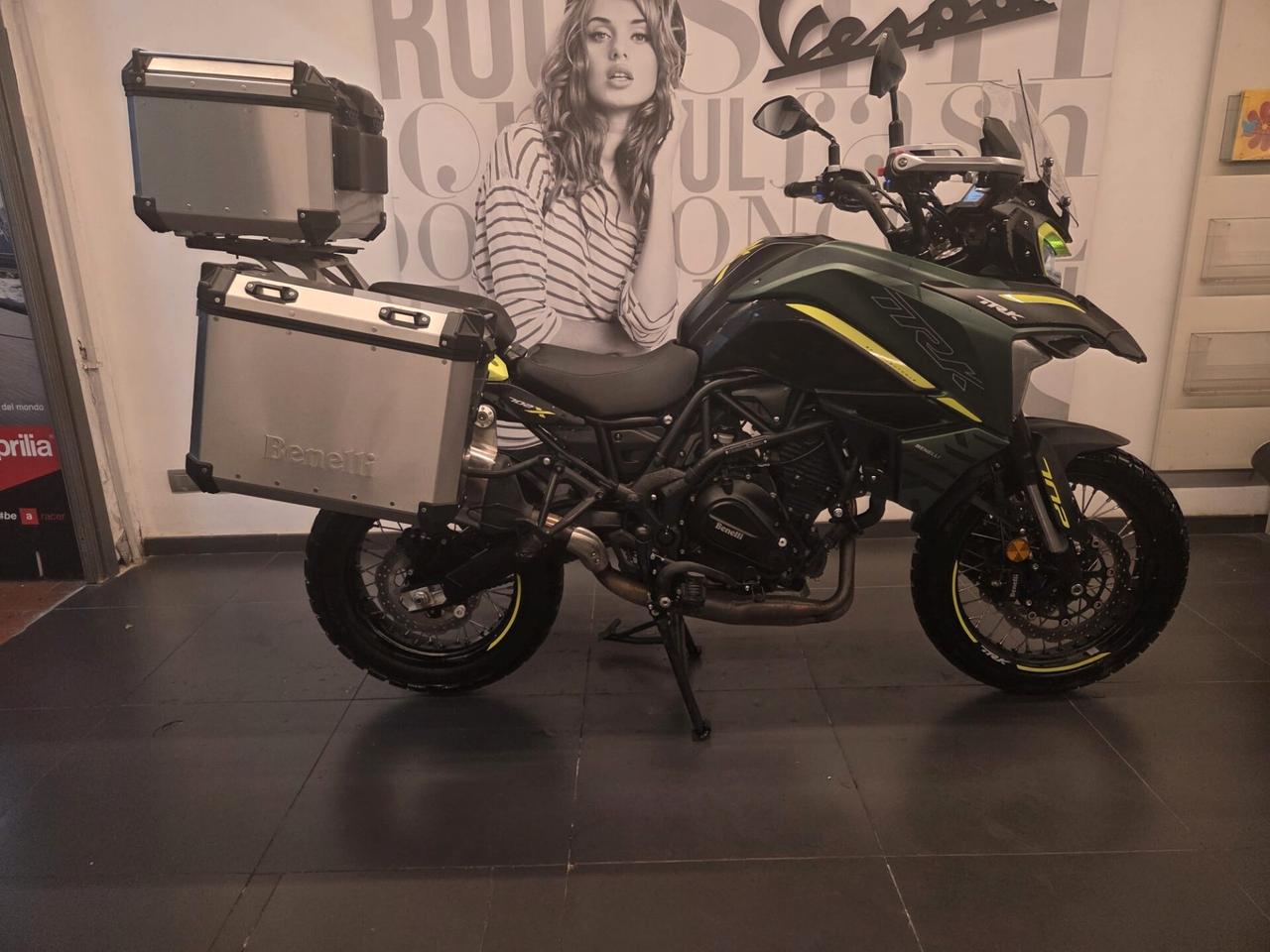 Benelli TRK 702 x