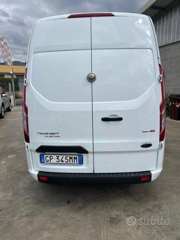 Ford Transit Custom con motore nuovo!