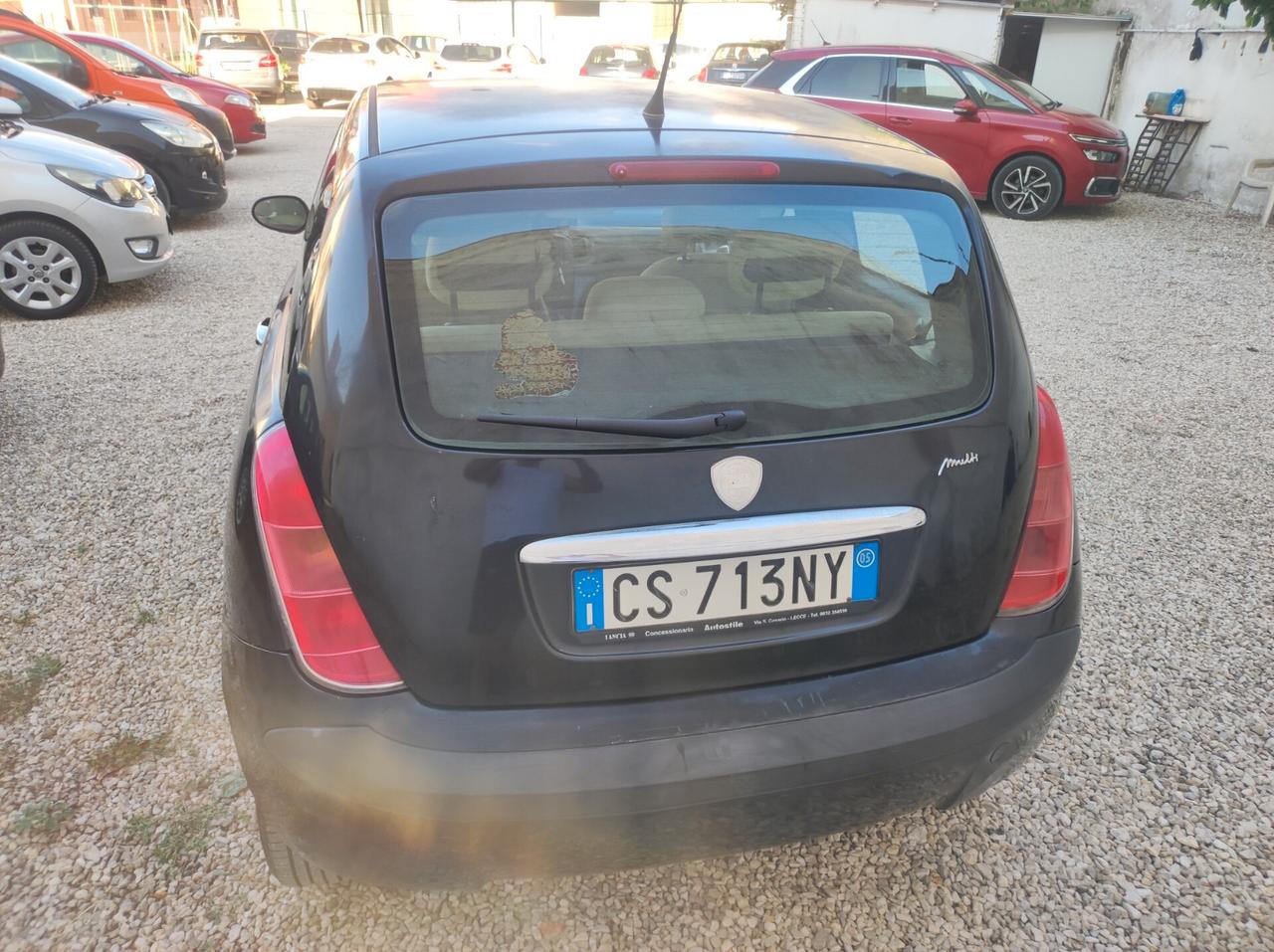 Lancia Ypsilon 1.3 Multijet 16V Argento
