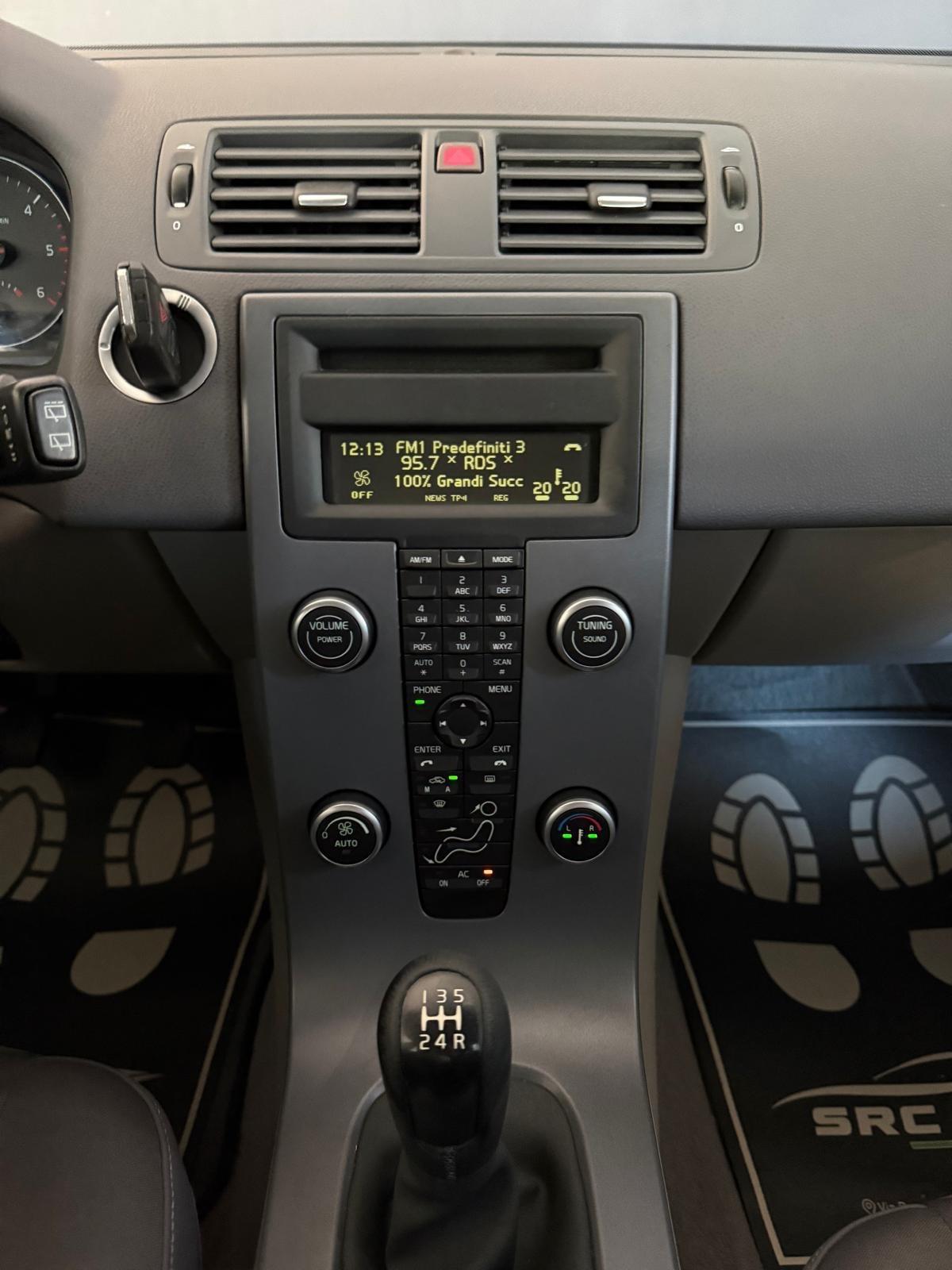 Volvo V50 D4 R-design