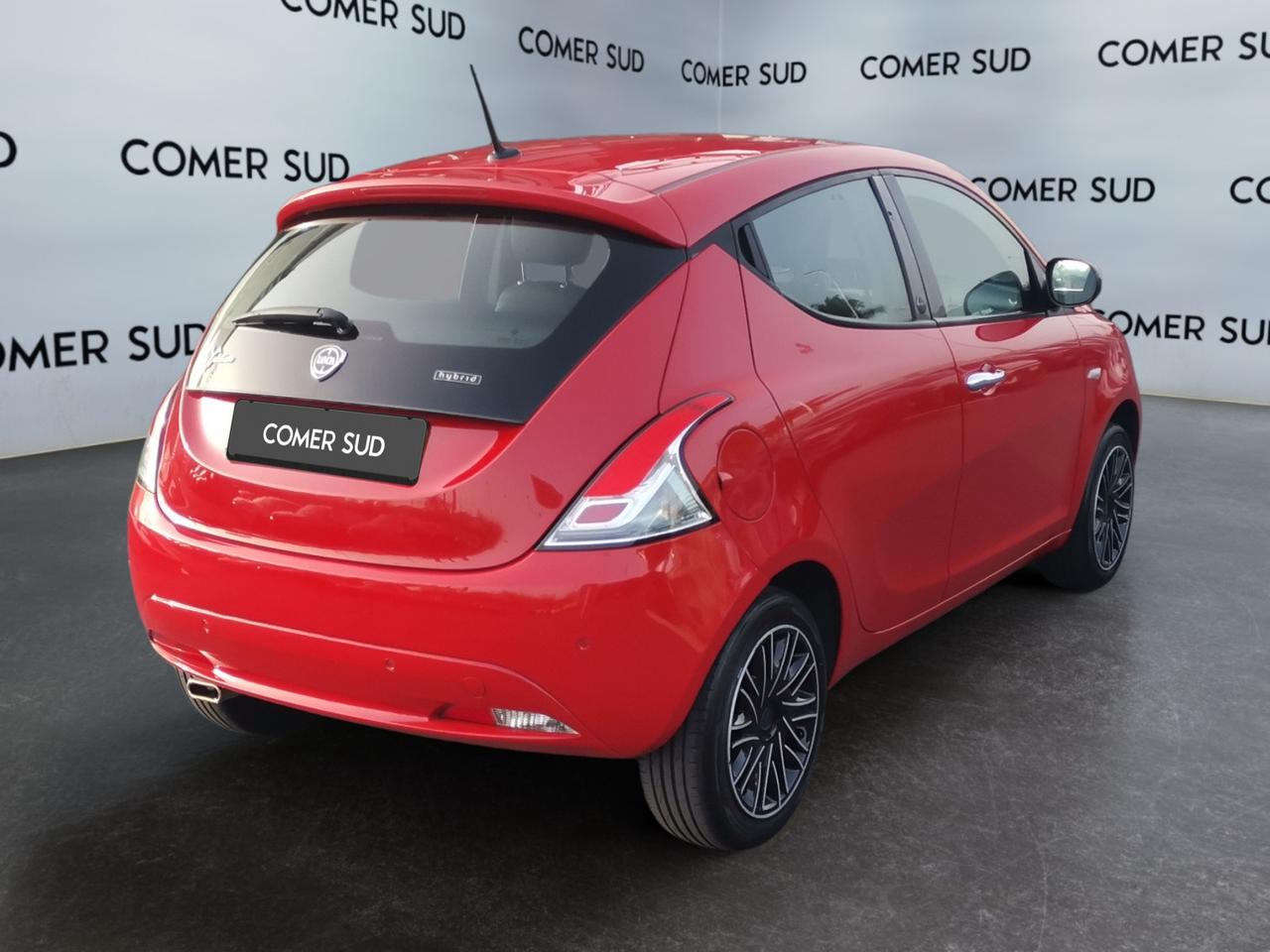 LANCIA Ypsilon III 2021 - Ypsilon 1.0 firefly hybrid Silver s&s 70c