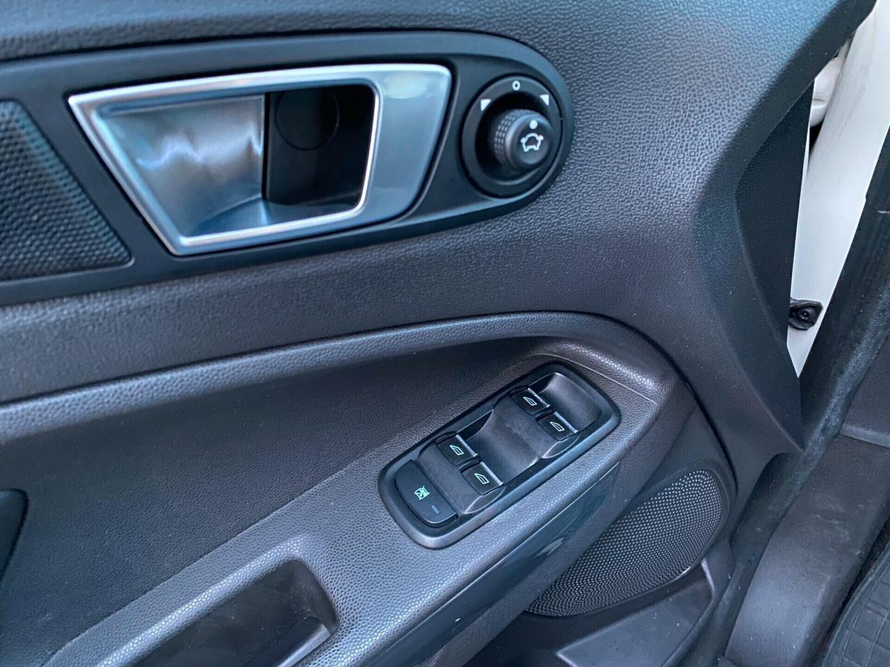 FORD EcoSport 1.5 TDCi GARANTITA