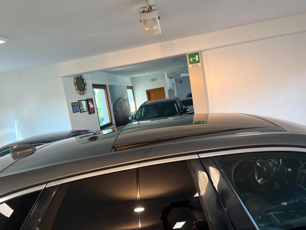 Jaguar F-Pace 2.0 D 180 CV AWD R-Sport