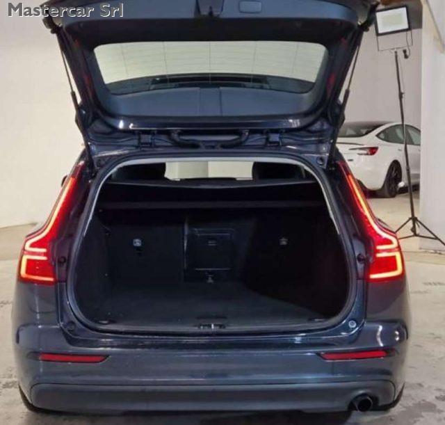 VOLVO V60 V60 II 2019 2.0 d3 Business geartronic - FT476ZA