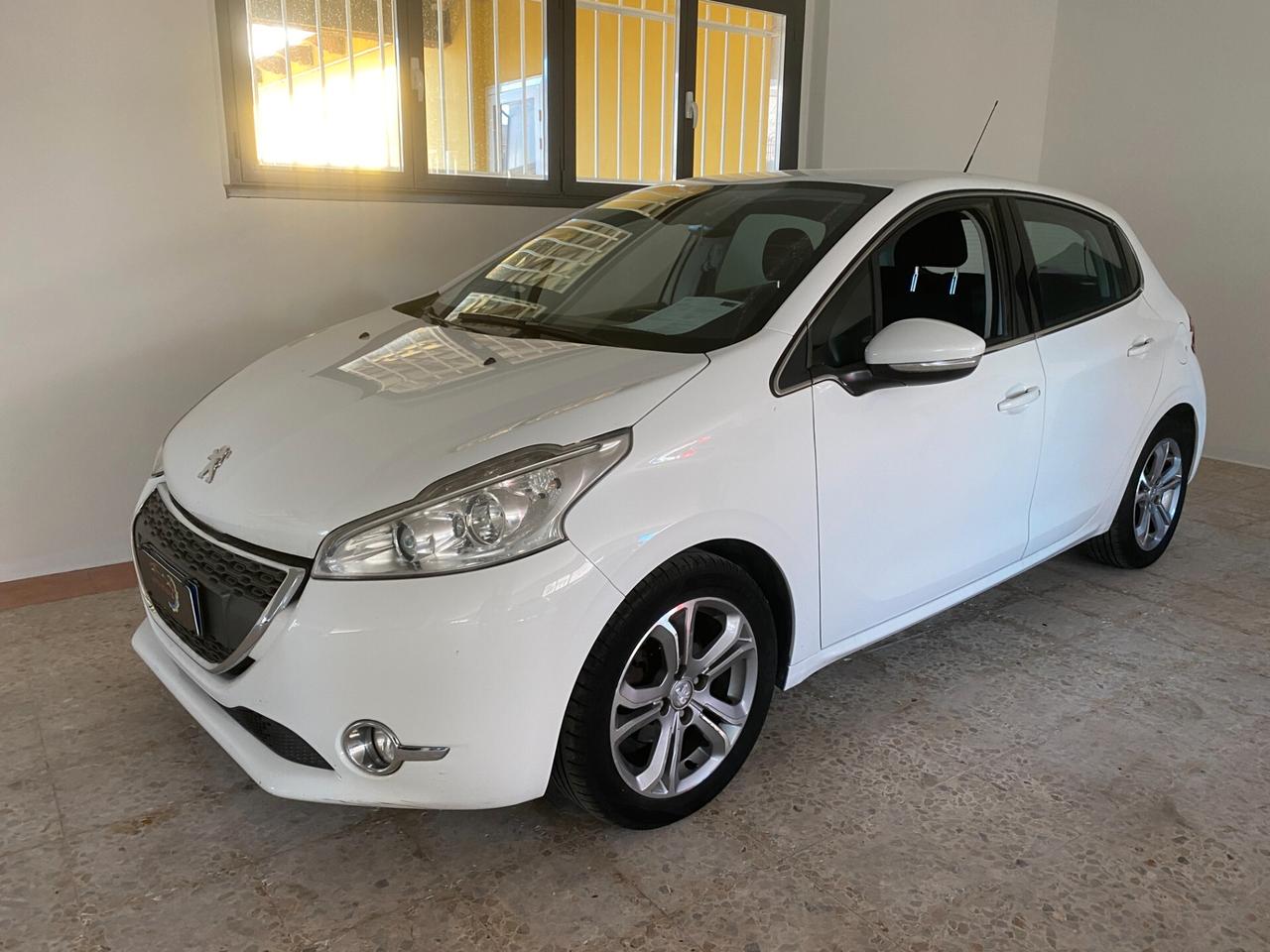 Peugeot 208 1.2 VTi 82 CV 5 porte Allure NEOPATENTATI