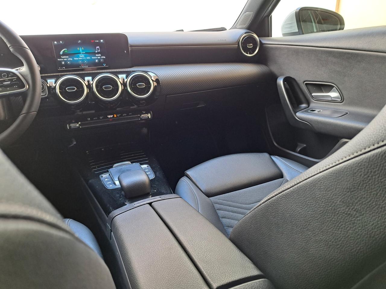 Mercedes-benz A 180 A 180 d Automatic Premium