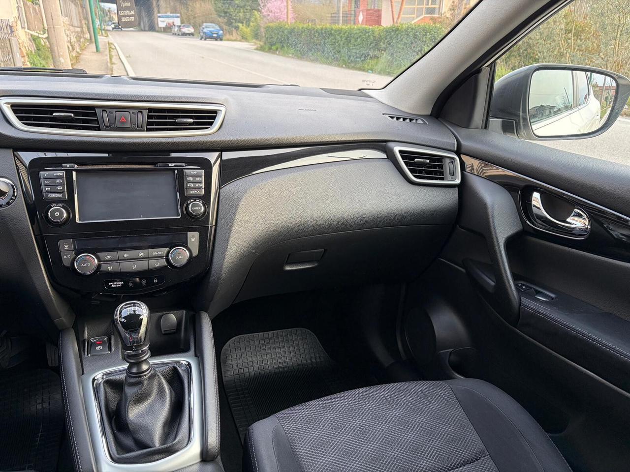 Nissan Qashqai 1.5 dCi 110cv tetto Tekna 360°