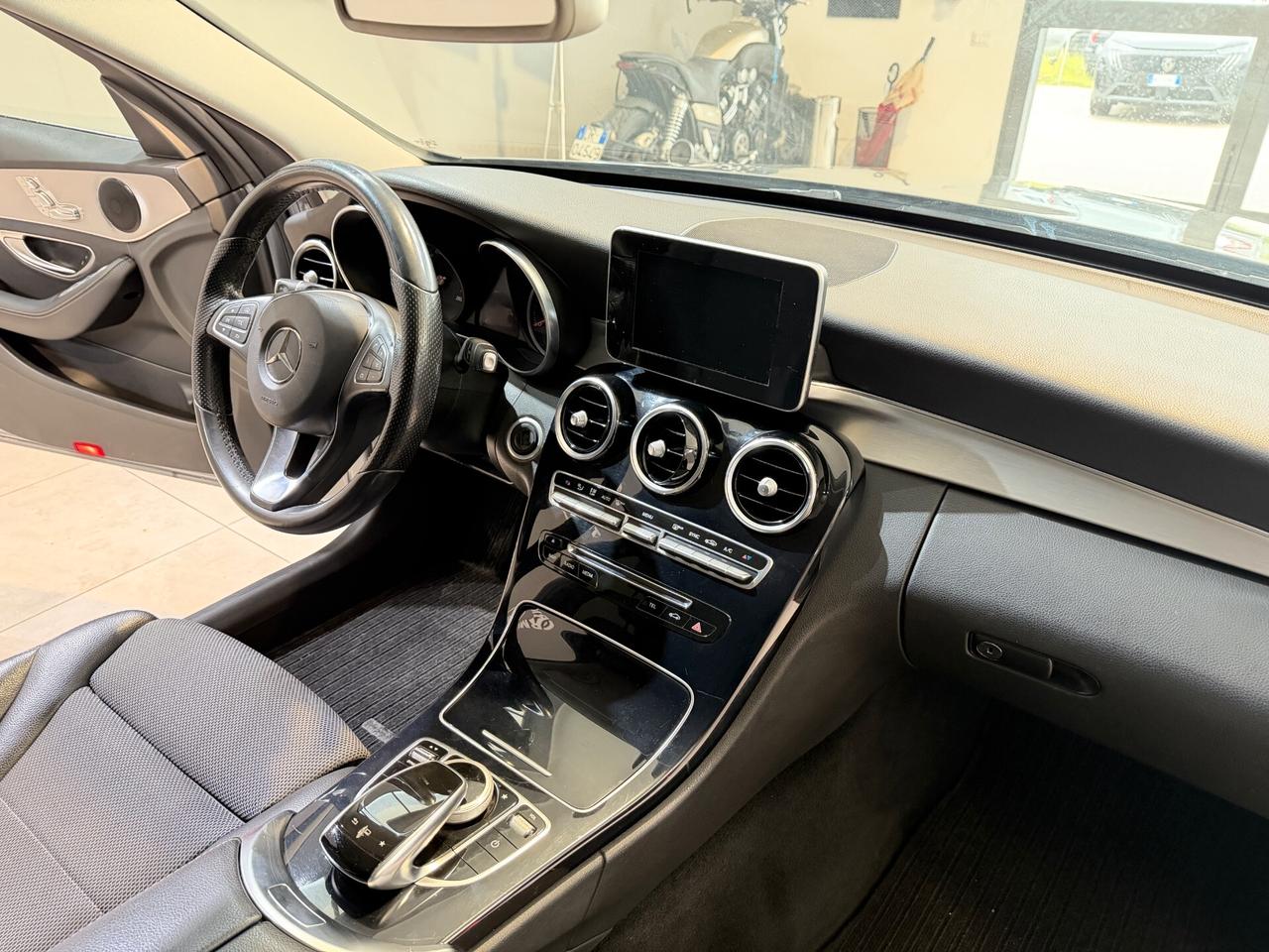 Mercedes-benz C 200 d Auto Sport