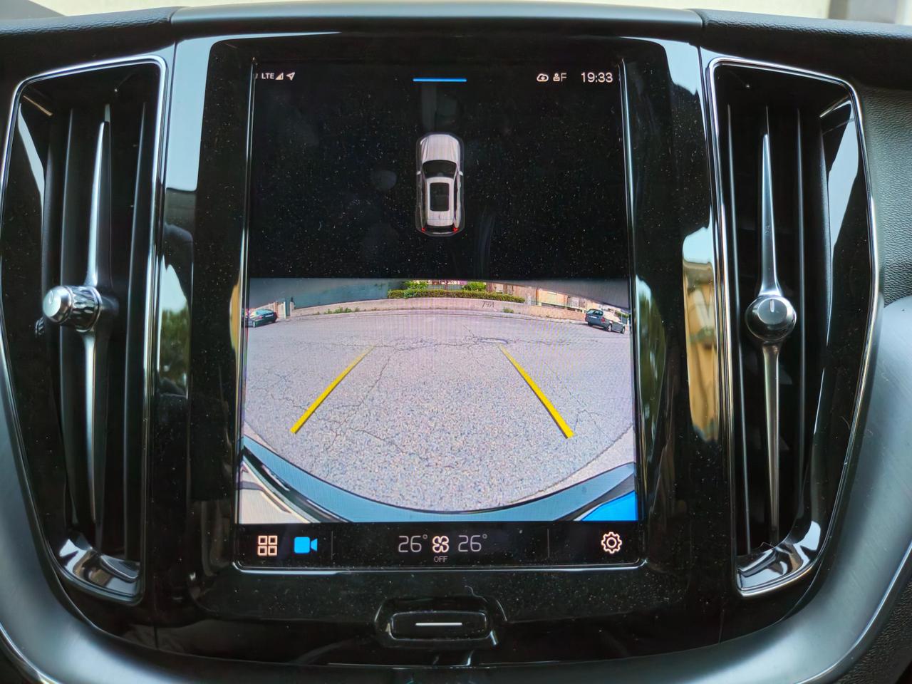 Volvo XC60 2.0 b4 Core auto