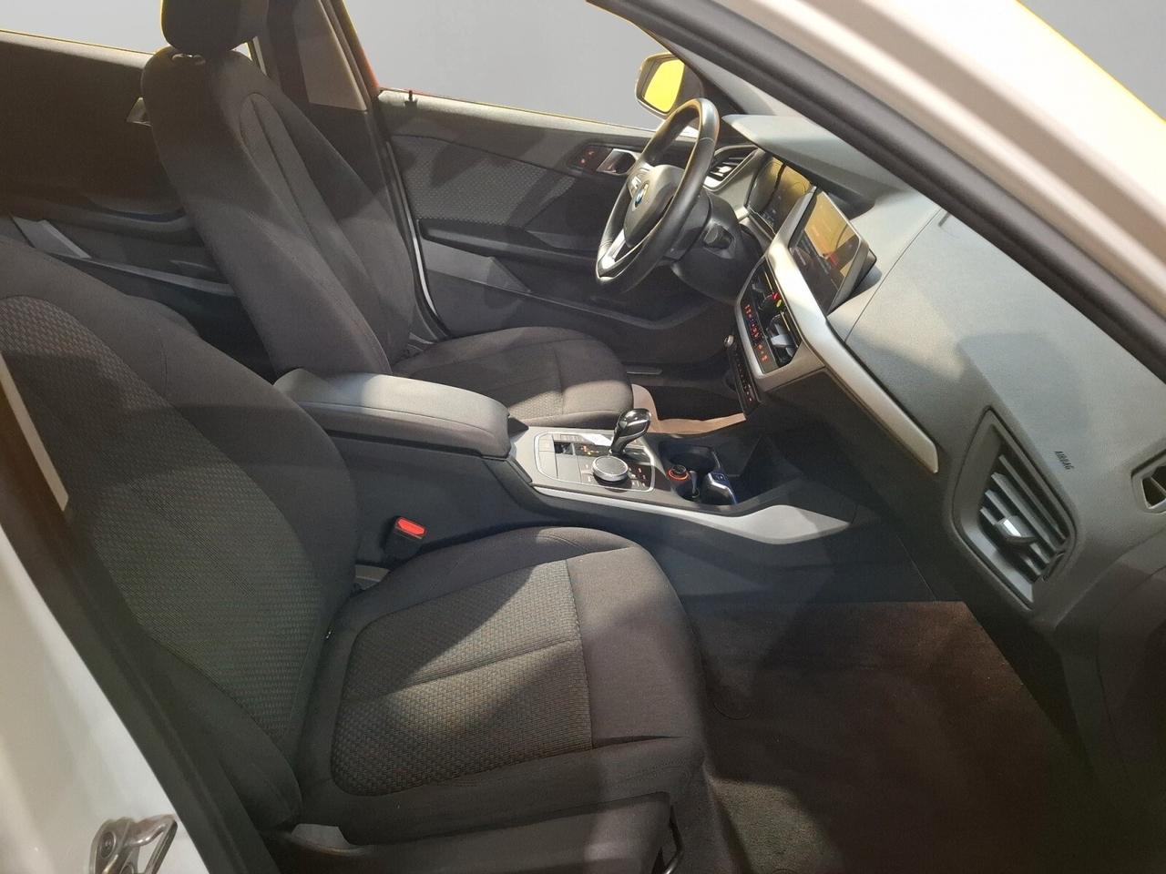 Bmw 116d Advantage modello 2020 Navi Tagliandata Bmw
