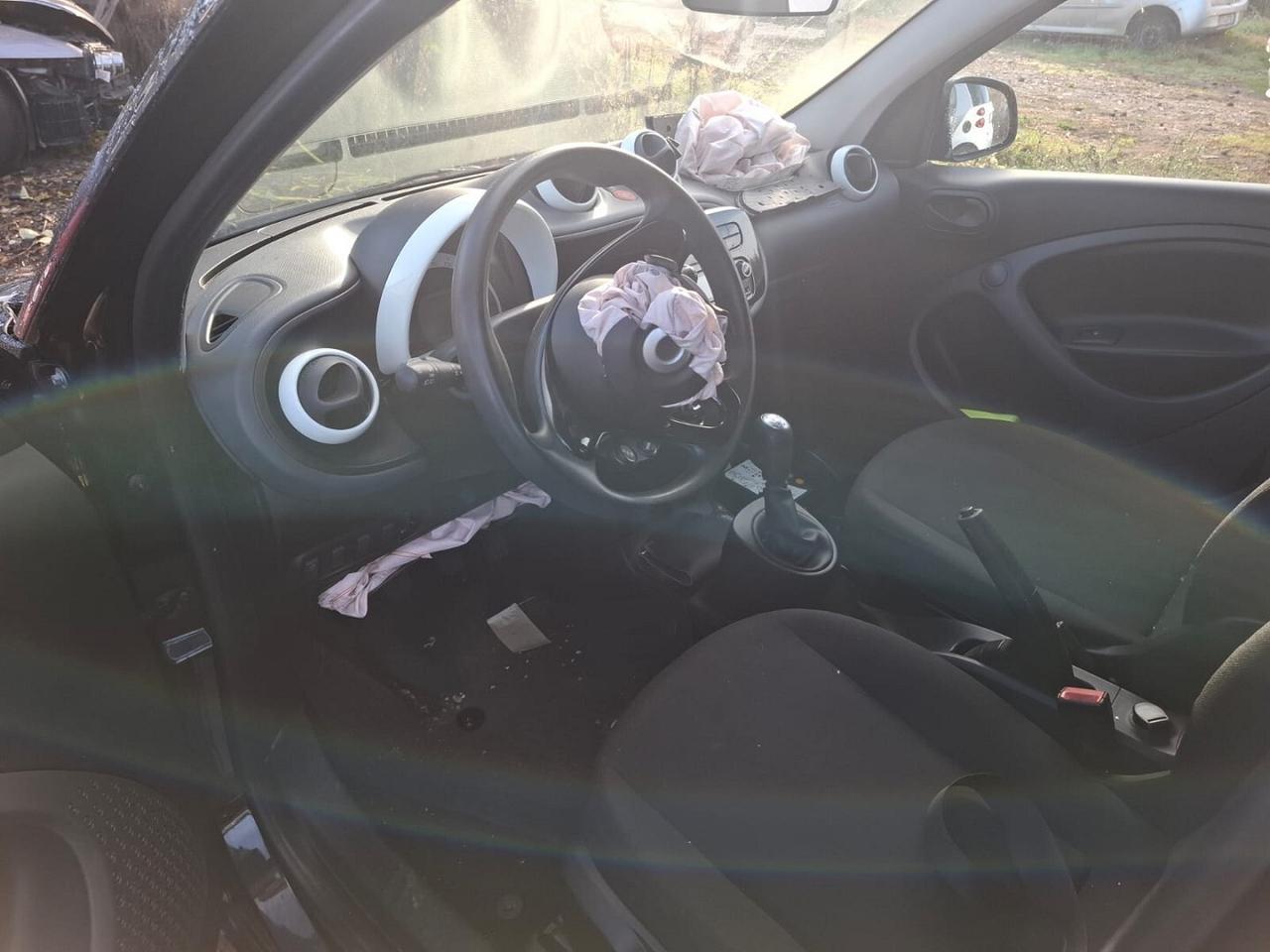 SMART FORFOUR 2018 SINISTRATA EURO6