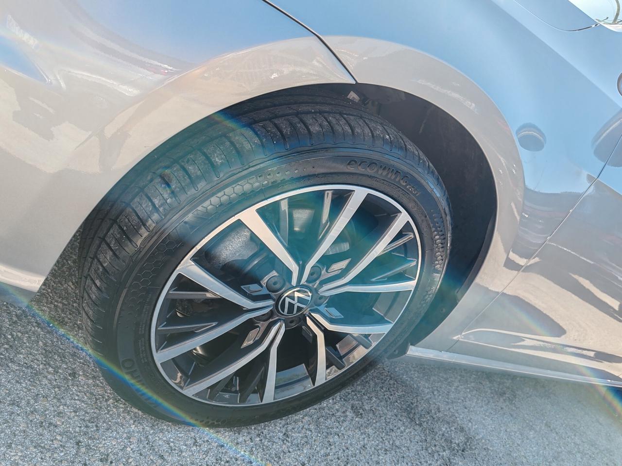 Volkswagen Golf 1.6 TDI Business BlueMotion Tech