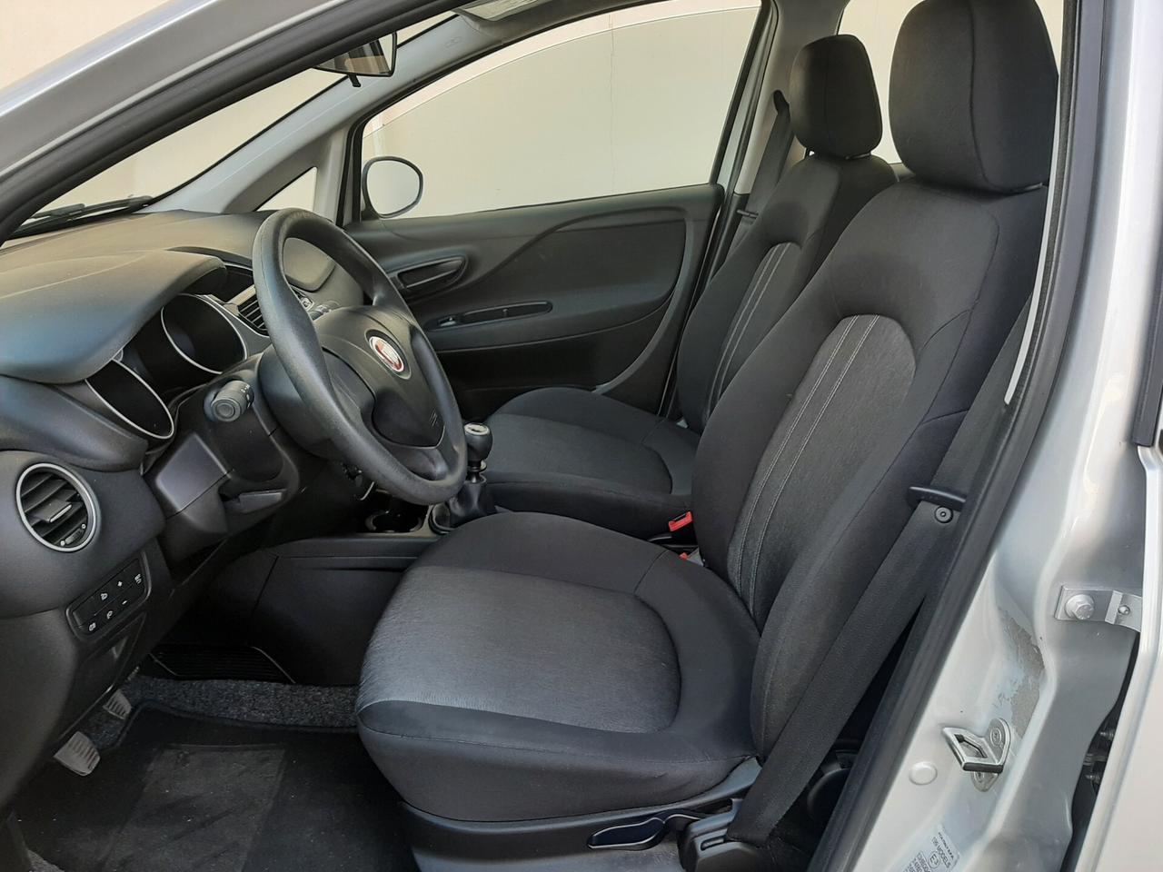 Fiat Punto 1.4 77cv 5p Natural Power Street
