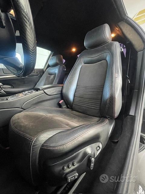 Maserati GranTurismo 4.7 V8 MC Stradale cambio cor