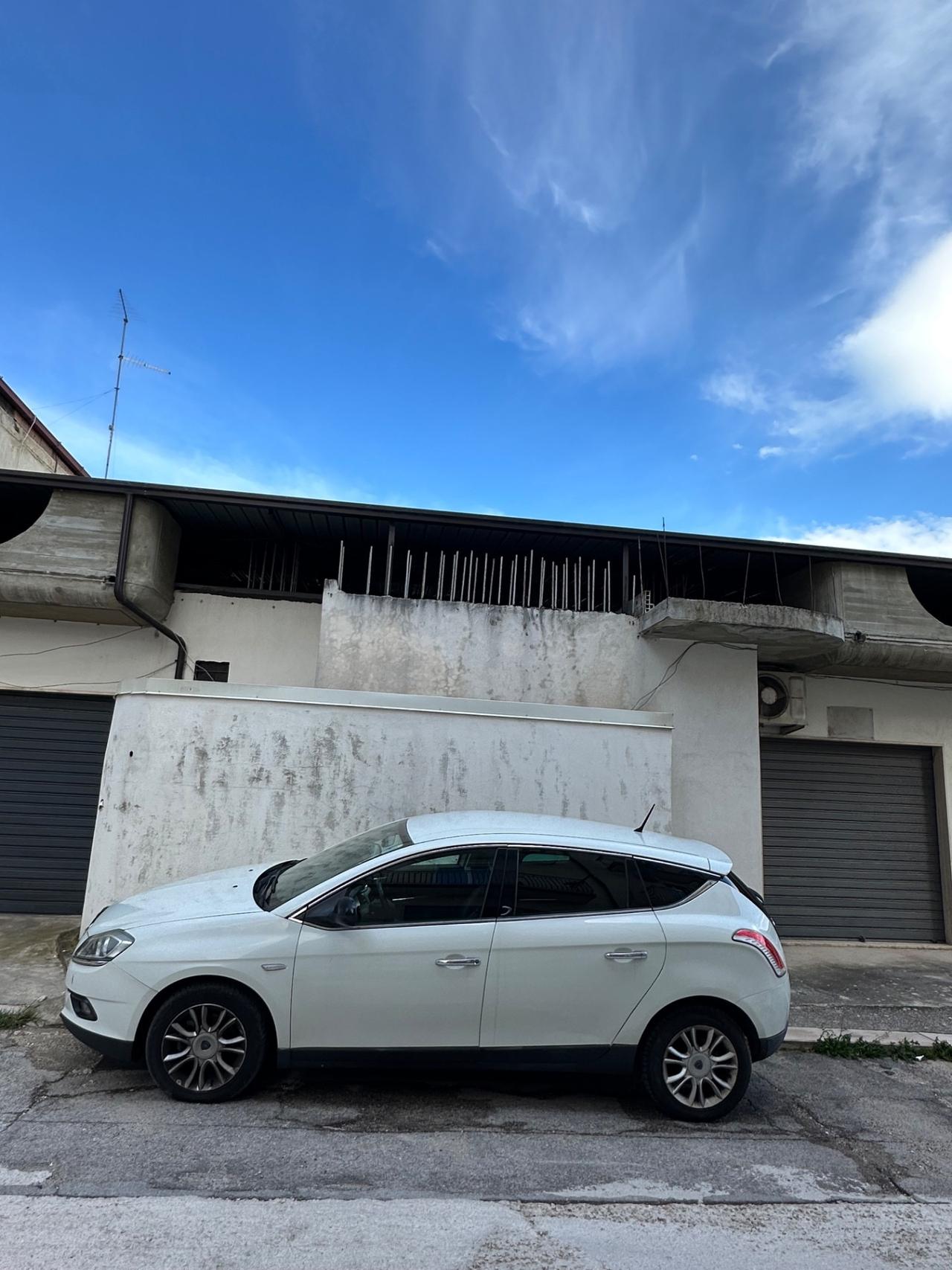 Lancia Delta 1.6 MJT DPF Gold