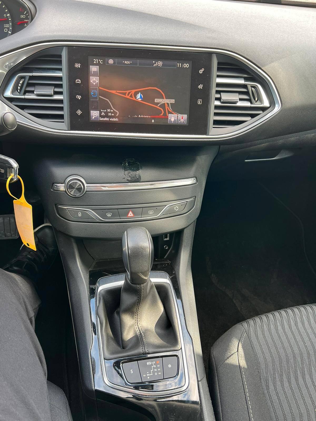 Peugeot 308 BlueHDi 120 S&S SW Business