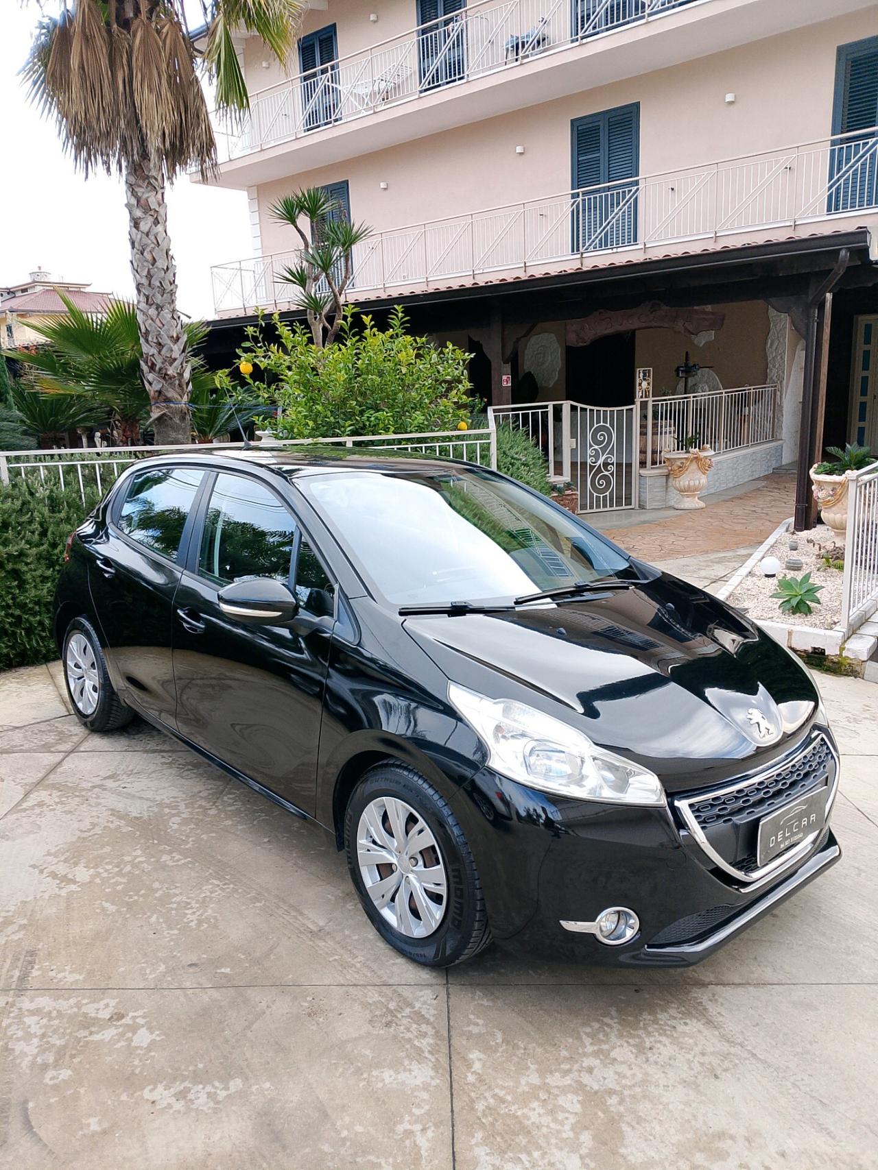 Peugeot 208 1.2 VTi 82 CV 5 porte Allure