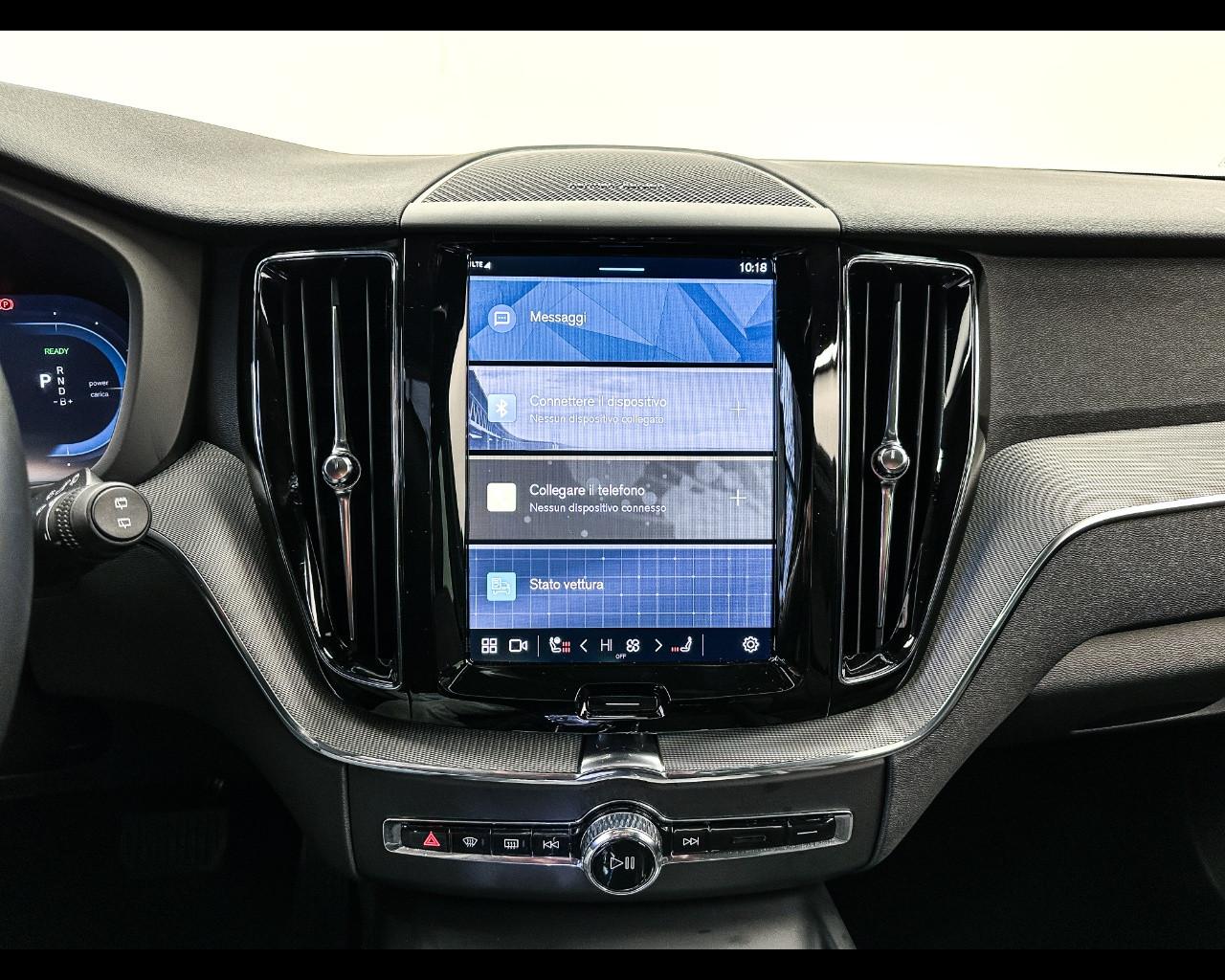 VOLVO XC60 (2017-->) - XC60 T6 Plug-in hybrid AWD automatico Core