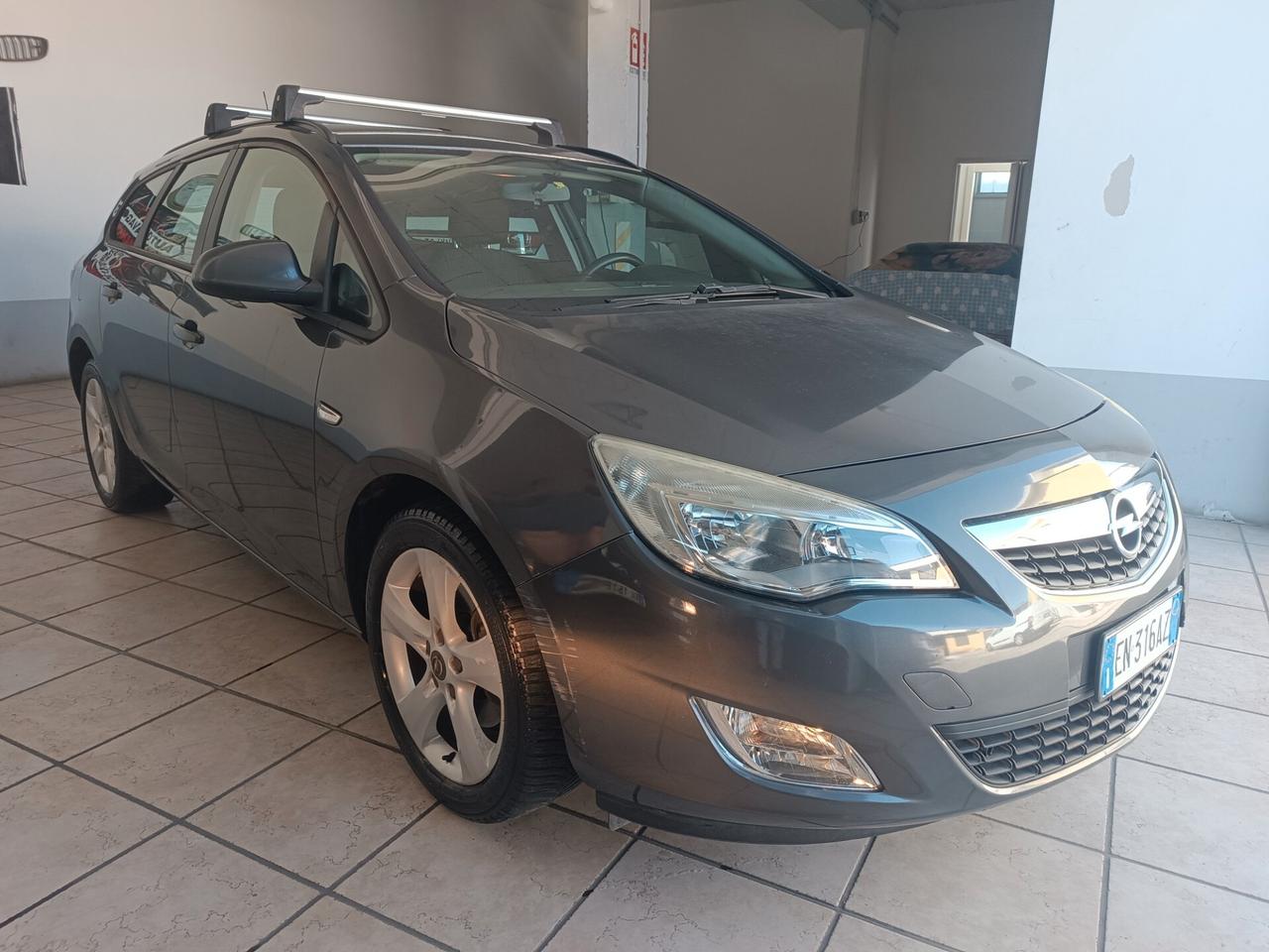 Opel Astra 1.7 diesel garanzia