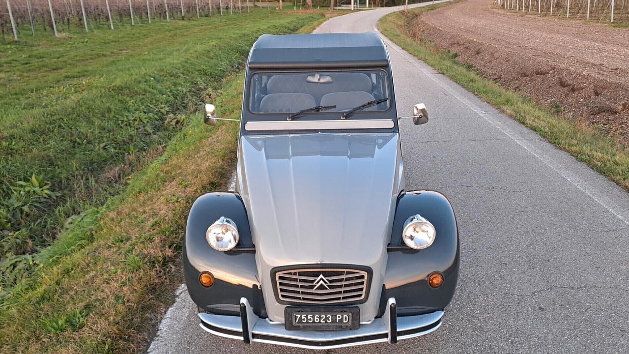 Citroen 2CV 6 Charleston RESTAURATA