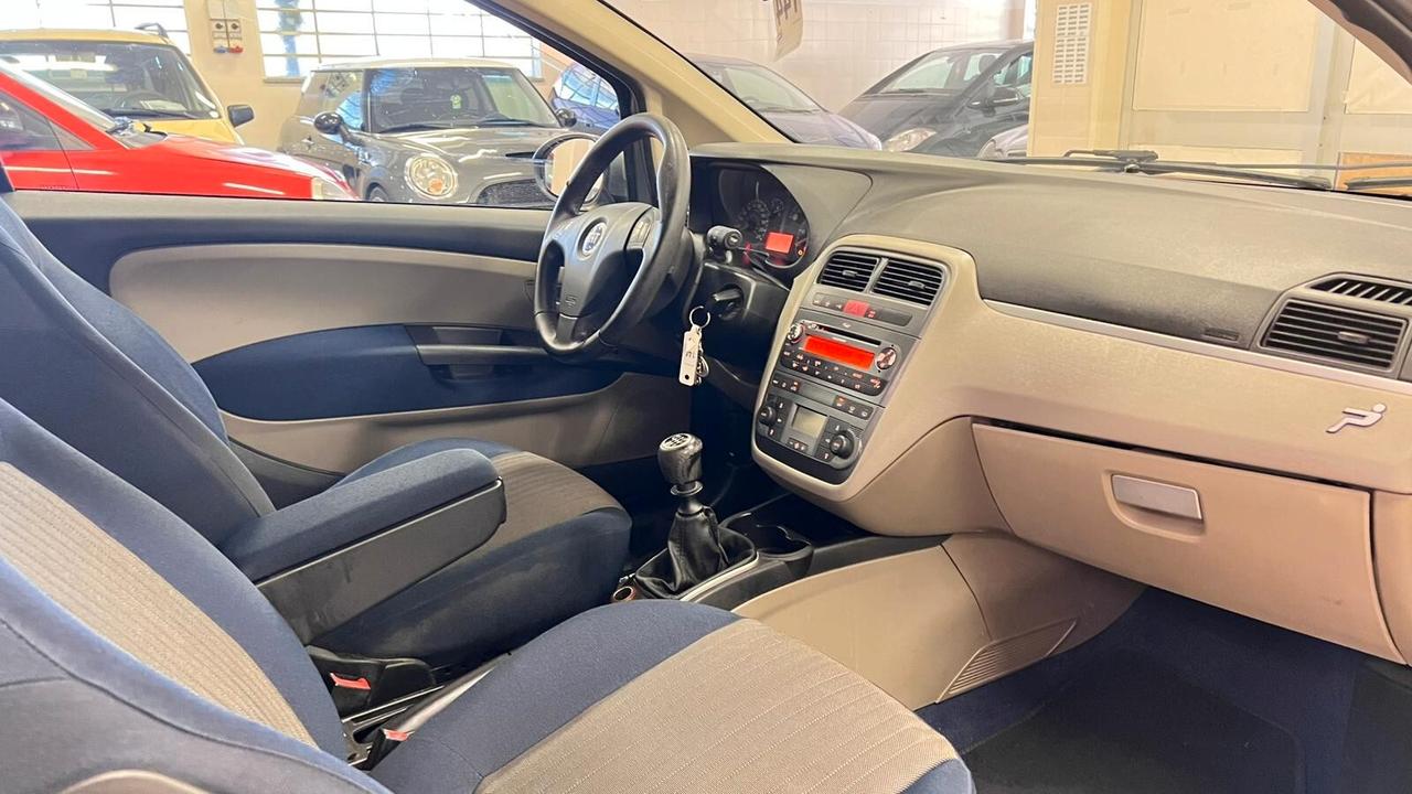Fiat Grande Punto 1.3 MJT 90 CV 3 porte Emotion