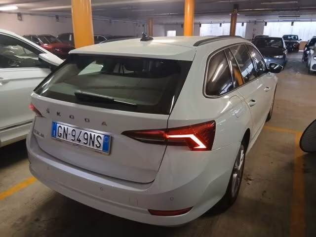 Skoda Octavia 2.0 TDI EVO SCR 150 CV DSG Wagon Executive