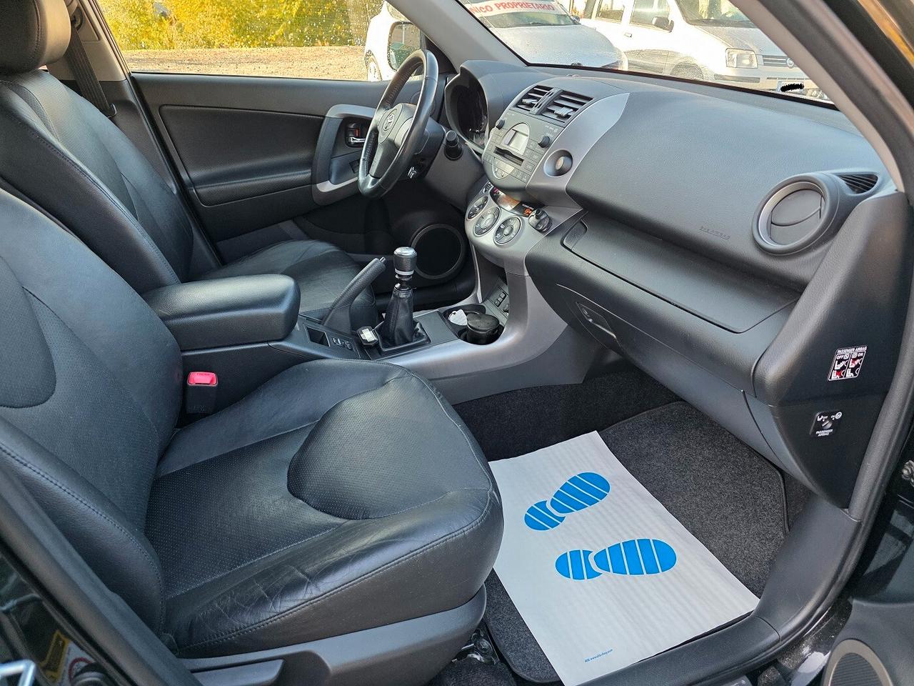 Toyota RAV 4 2.2 D-4D 177 CV Luxury