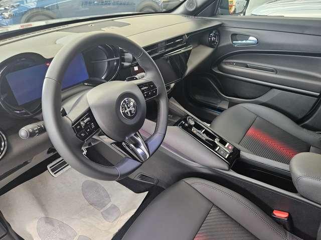 Alfa Romeo Junior 1.2 ibrida Speciale 136cv edct6