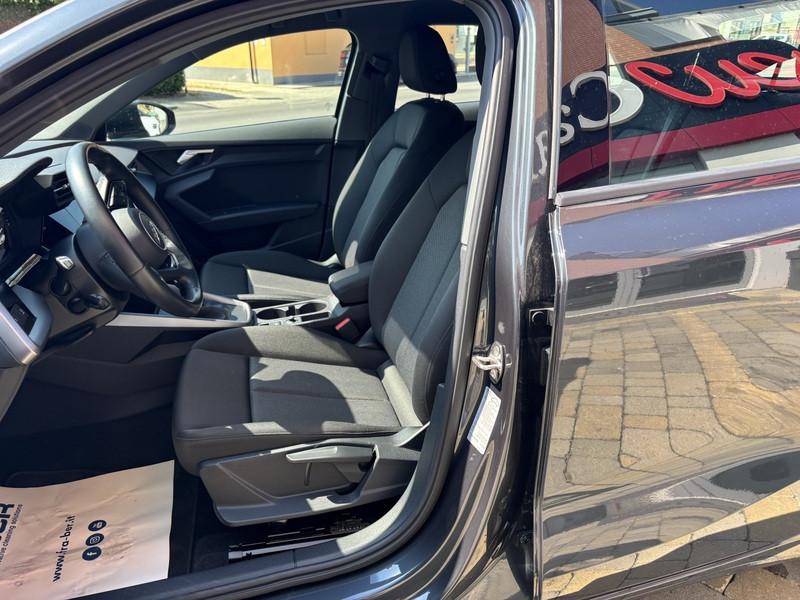 Audi A3 Sportback 30 2.0 tdi Business LED-PHONE APPS