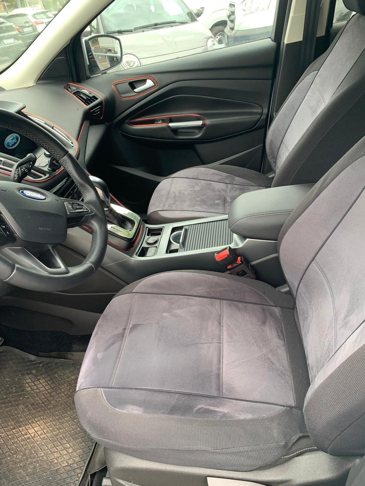Ford Kuga 2.0 TDCI 120 CV S&S 2WD Powershift Business