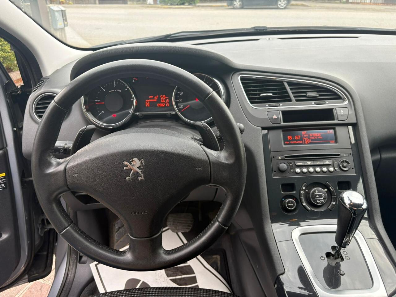 Peugeot 5008 BlueHDi 120 EAT6 S&S Active