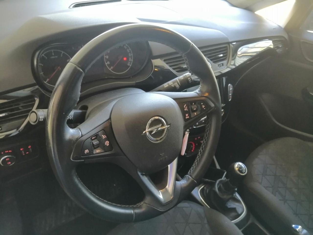 Opel Corsa 1.4 90CV GPL Tech Coupé Black Edition