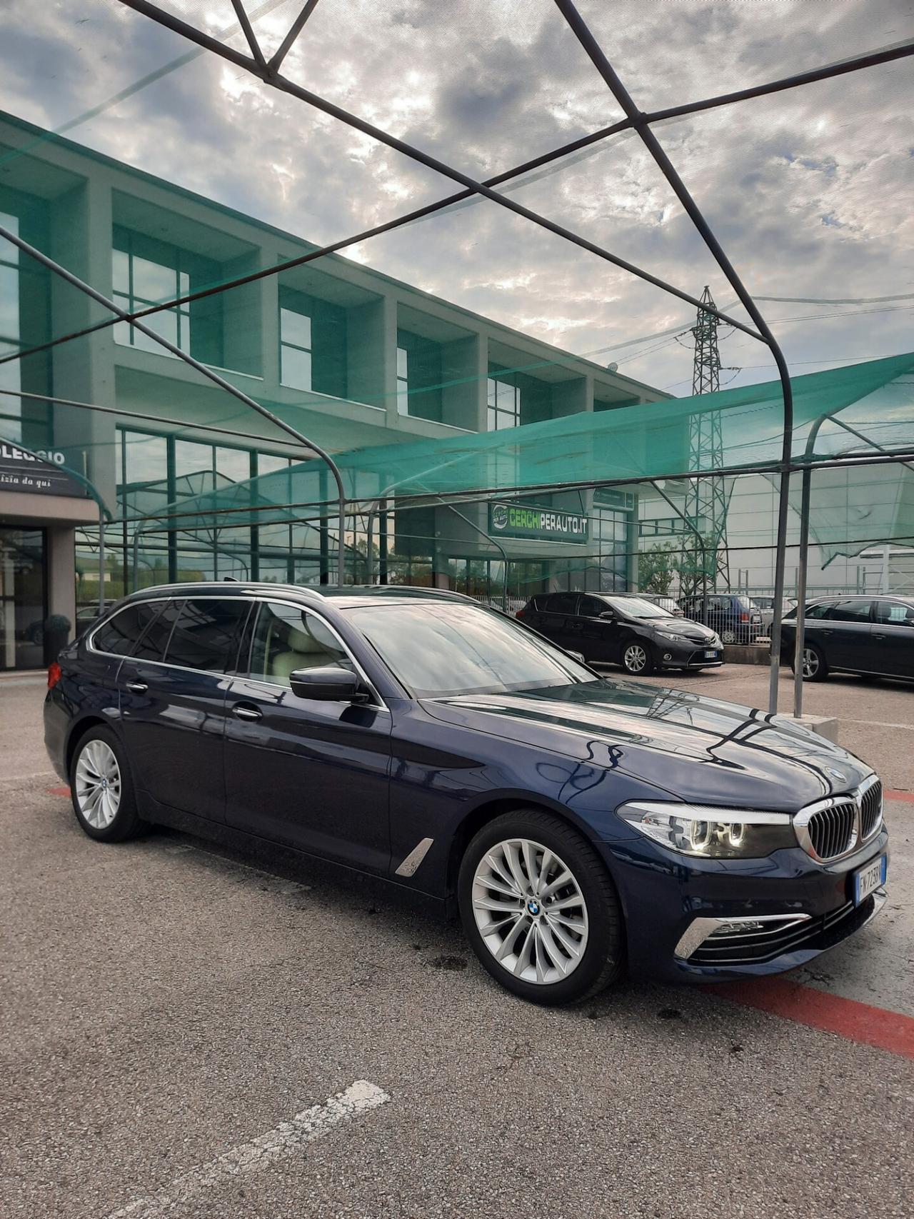 Bmw 520 520d xDrive Touring Luxury