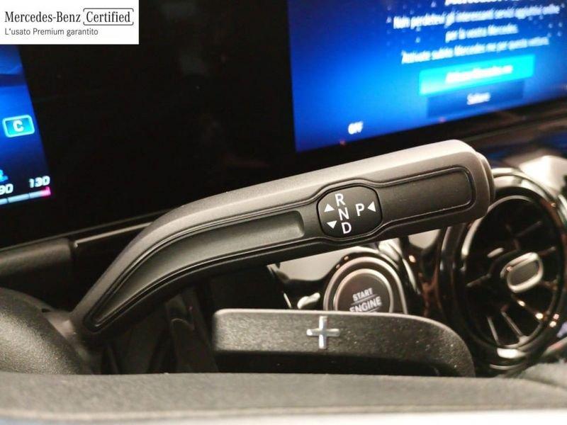 Mercedes-Benz GLA 180 D ADVANCED AUTO