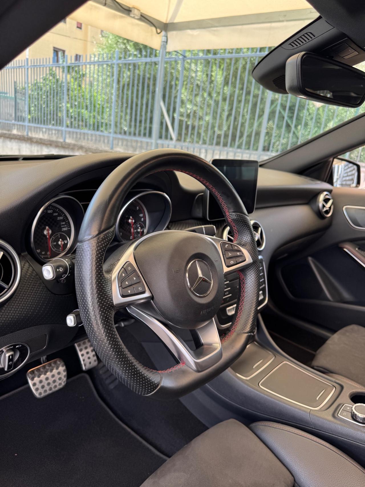 Mercedes-benz A 200 d Automatic 4Matic Premium AMG TETTO
