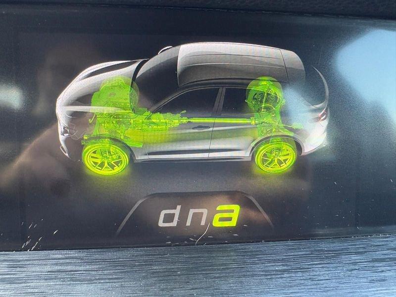 Alfa Romeo Stelvio 2.2 Turbodiesel 160 CV AT8 RWD Business