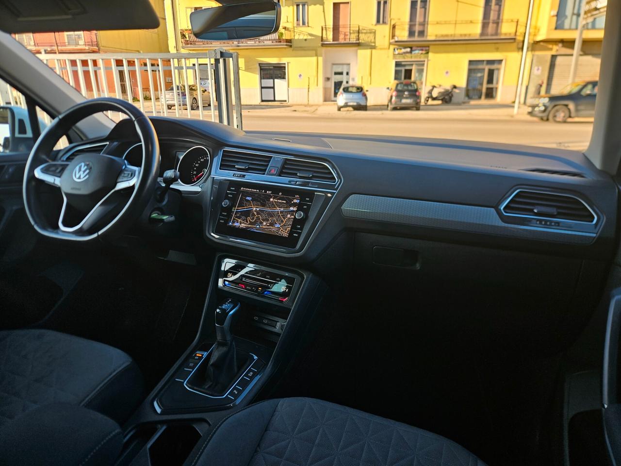 Volkswagen Tiguan 2.0 TDI 150 CV SCR DSG Elegance