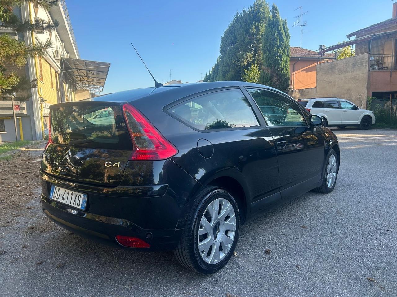 Citroen C4 2.0 HDi Exclusive 2006