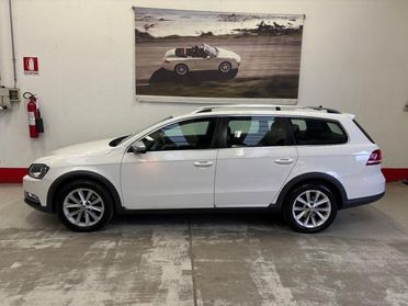 VOLKSWAGEN Passat Alltrack 2.0 TDI DSG 4motion BlueMotion Tech.