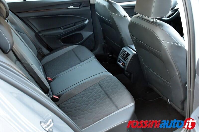 VOLKSWAGEN GOLF 8.5 1.5 ETSI 150 CV LIFE GOAL EDITION + MATRIX