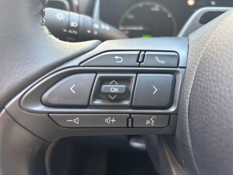 Toyota Yaris Hybrid 115