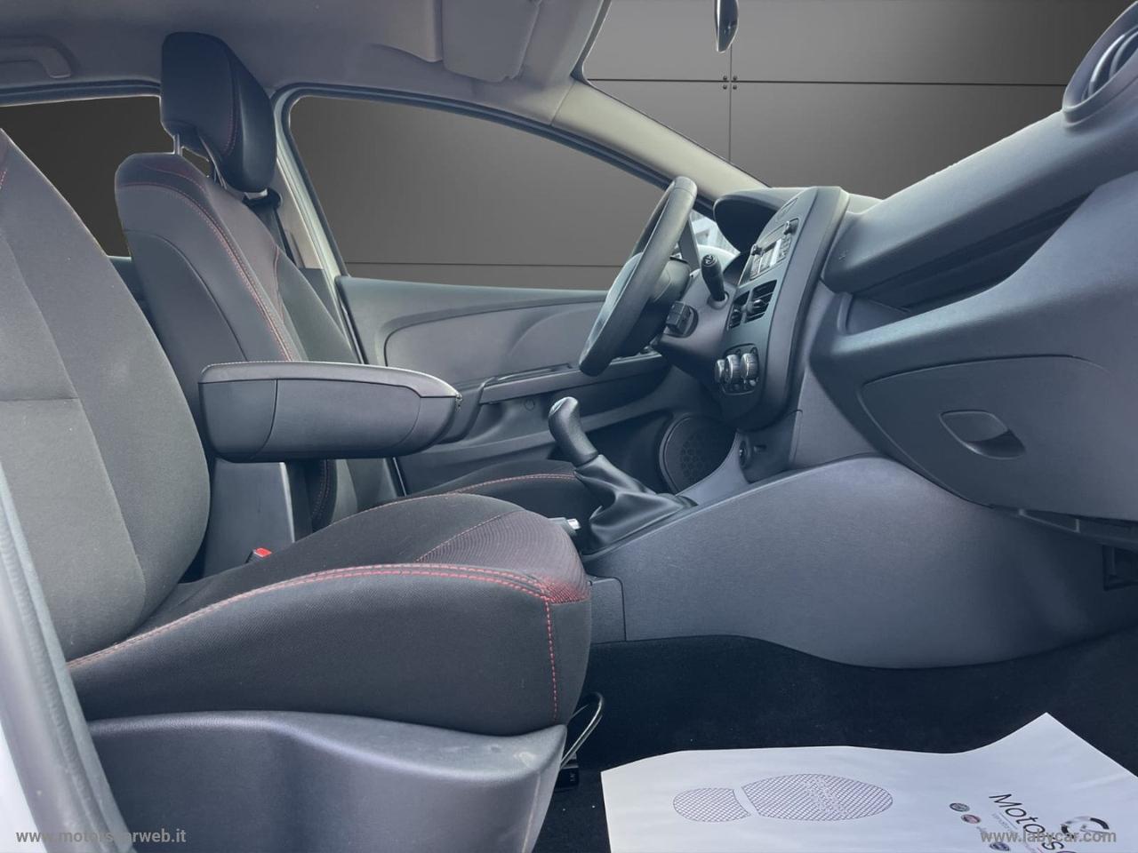 RENAULT Clio 1.2 75 CV 5p. Life