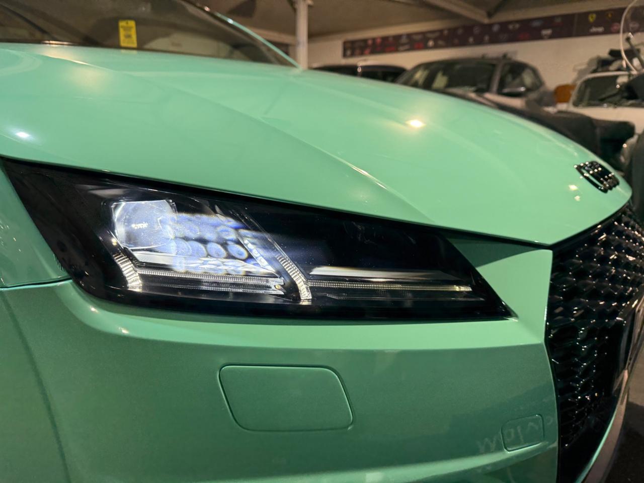 Audi TT Coupé 1.8 TFSI S tronic Design