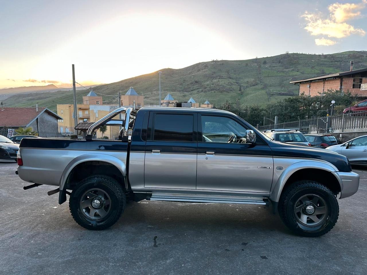 Mitsubishi L200 2.5 TDI 4WD Club Cab Pup. GLS Targ.