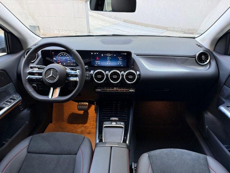 Mercedes-Benz GLA 180 Automatic AMG Line Premium