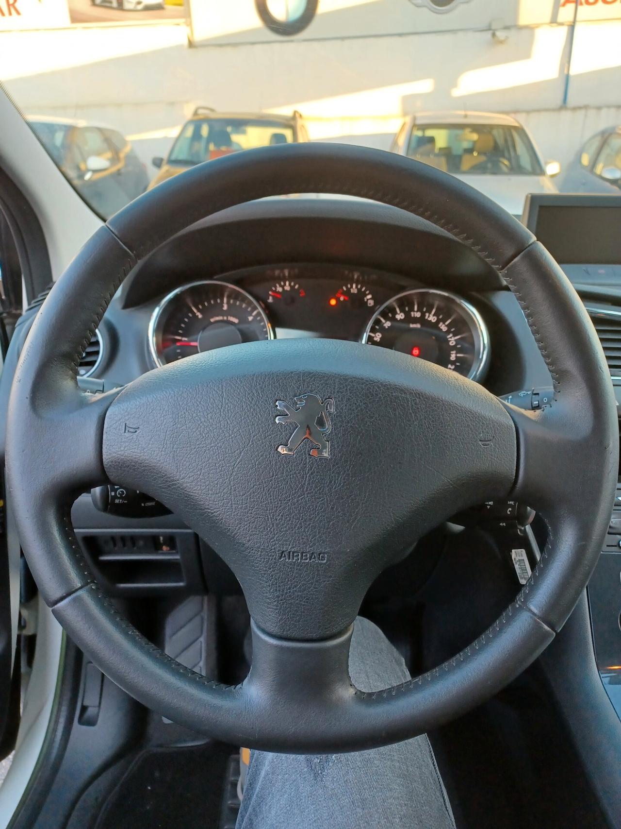 Peugeot 3008 1.6 HDi UNICO PROPRIETARIO NAVI