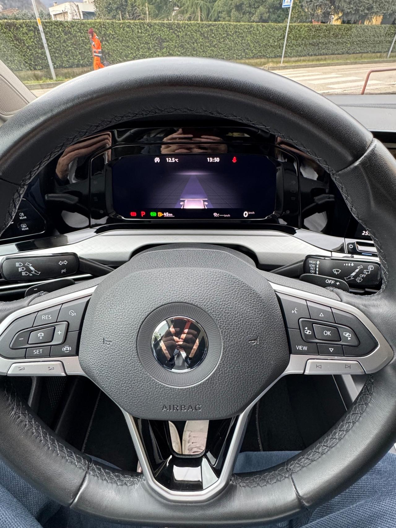 Volkswagen Golf 2.0 TDI DSG Style